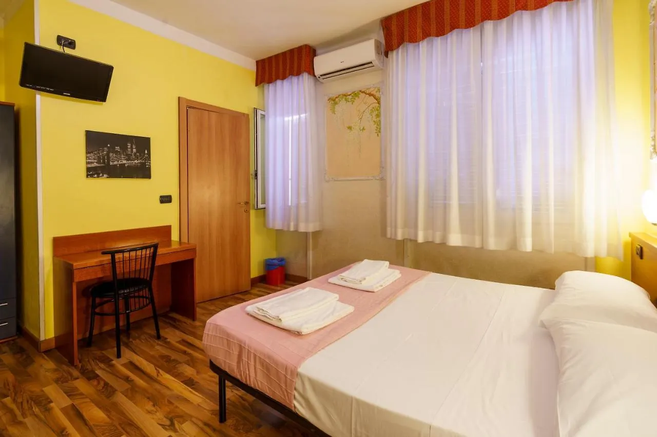 Hotel America Milano İtalya